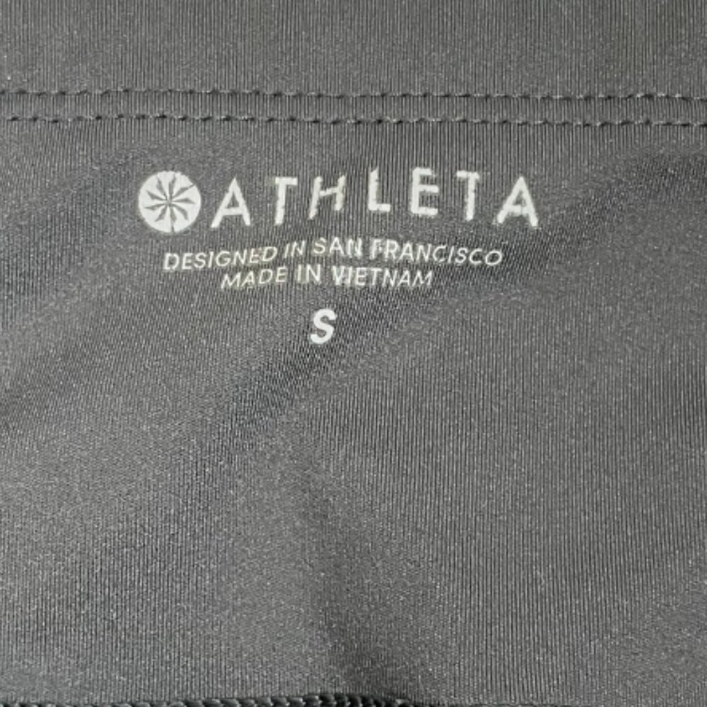 Athleta Biker Shorts Contender 9" High Rise Zip Side Pockets Size S Black - Picture 6 of 9